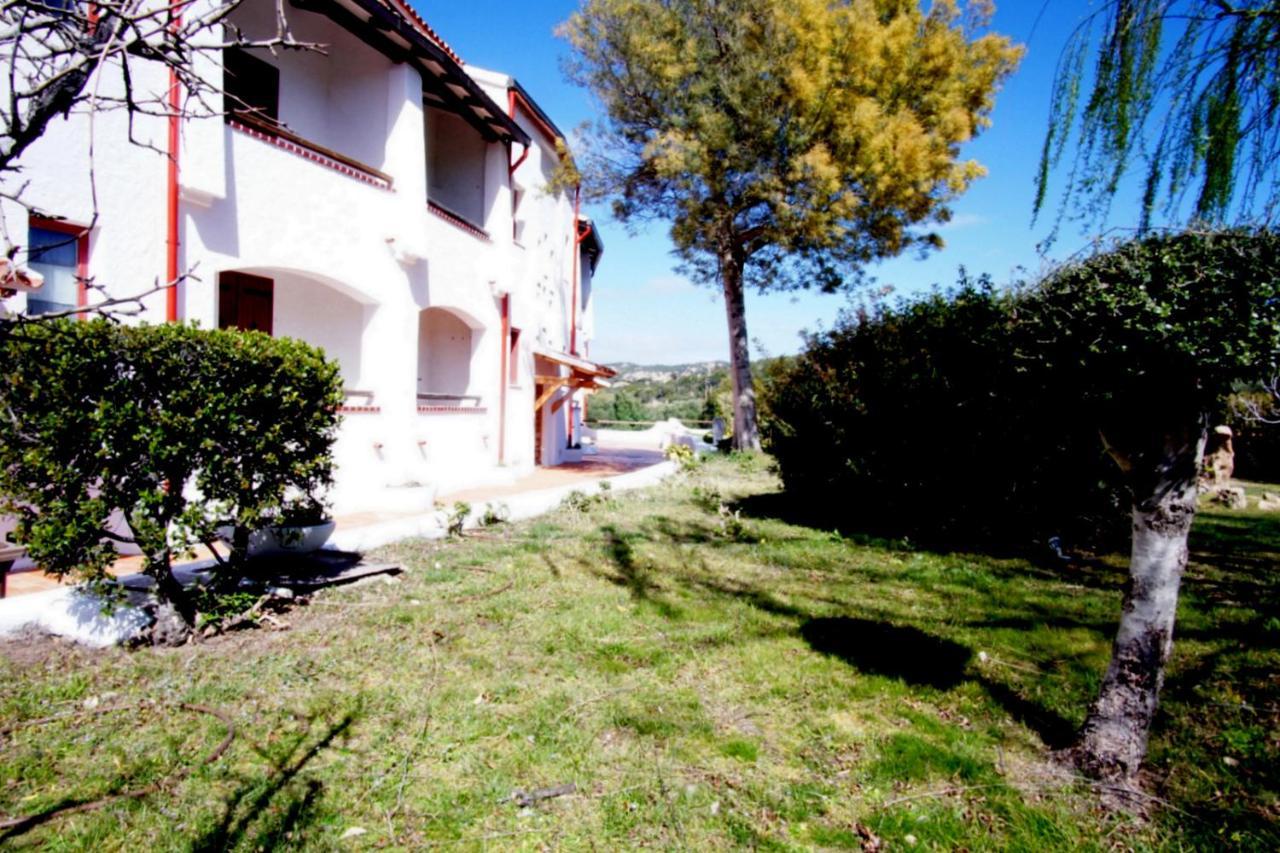 La Rotonda Residence Baja Sardinia Bagian luar foto