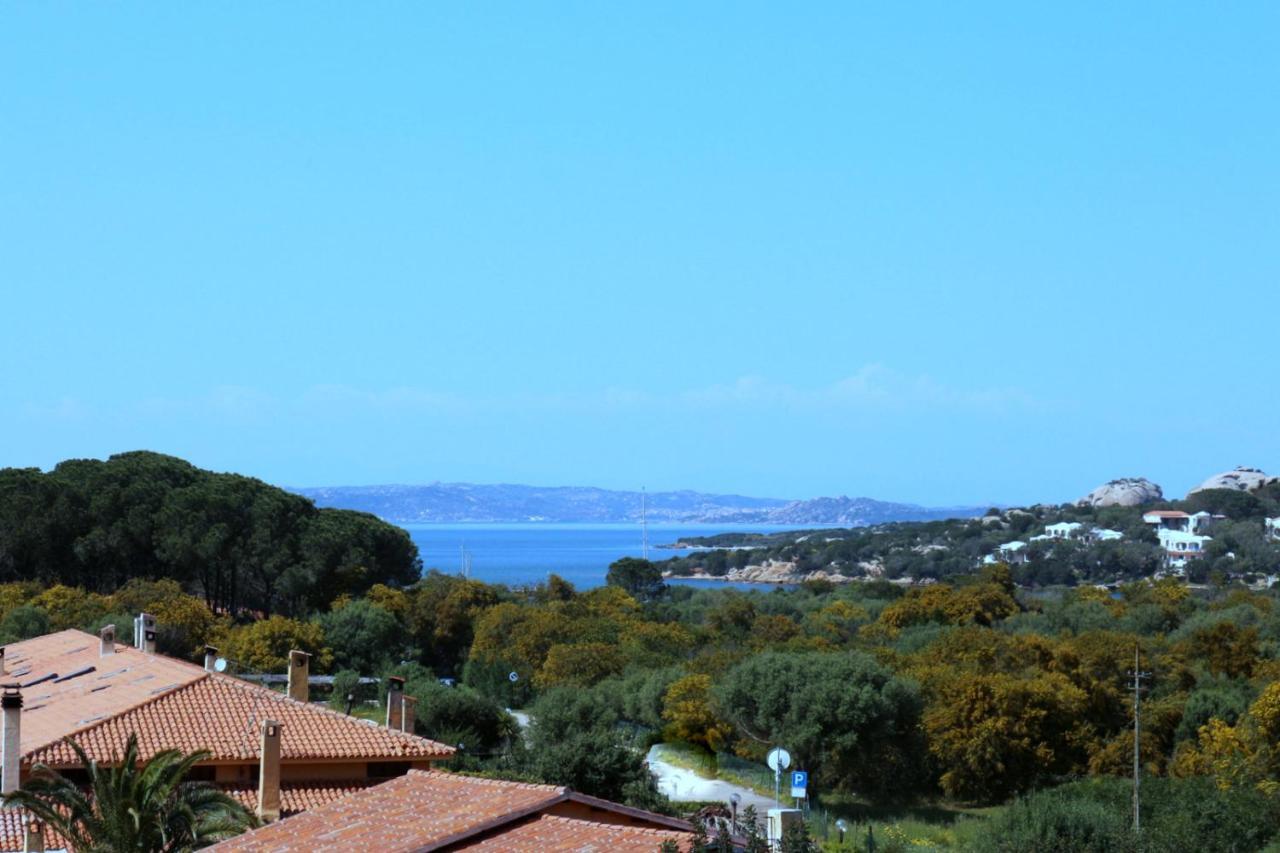 La Rotonda Residence Baja Sardinia Bagian luar foto